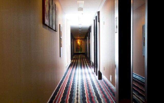 Wuzhishan International