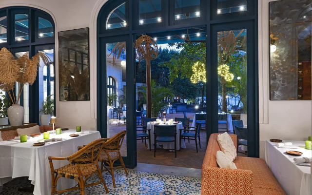 Santarena Hotel at Las Catalinas
