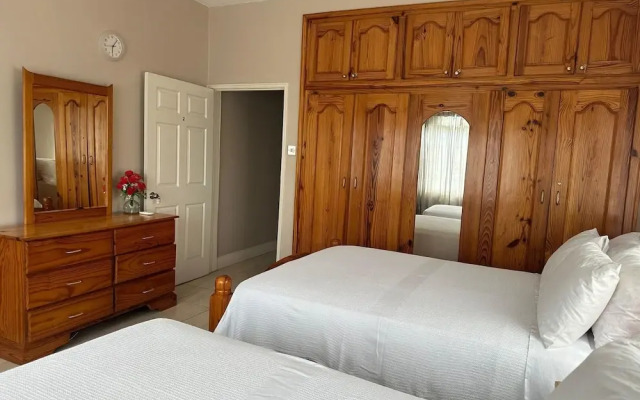 5-bed Villa and Pool in Runaway Bay, Jamaica