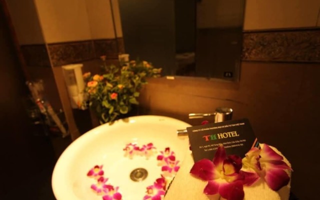 TH Hotel
