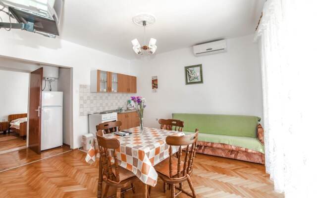 Apartments Jasko / Two Bedroom Jasko 2