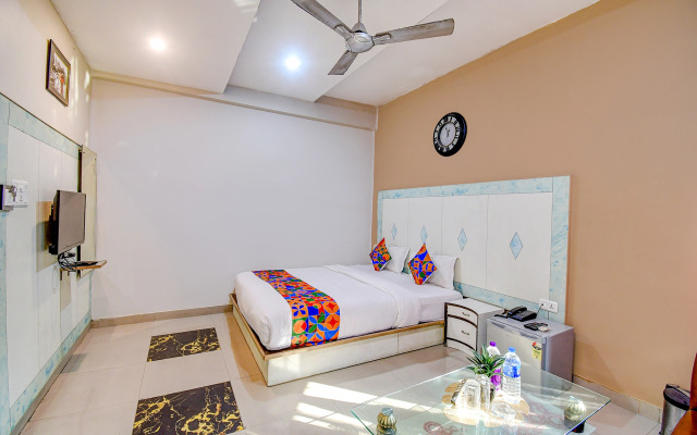 Fabhotel Prime Rockstar Suites