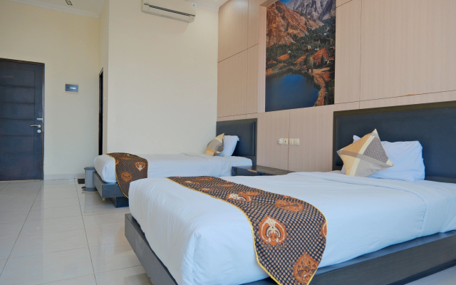 Shafira Hotel Malioboro – Guest Rooms – Yogyakarta