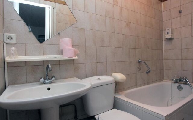 Hotel le Chapeau Rouge