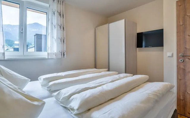 Charming Apartment in Gosau With Shared Sauna