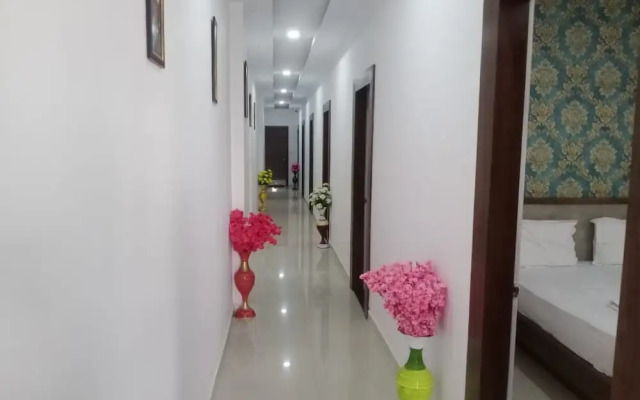 Hotel Laxmi Palace