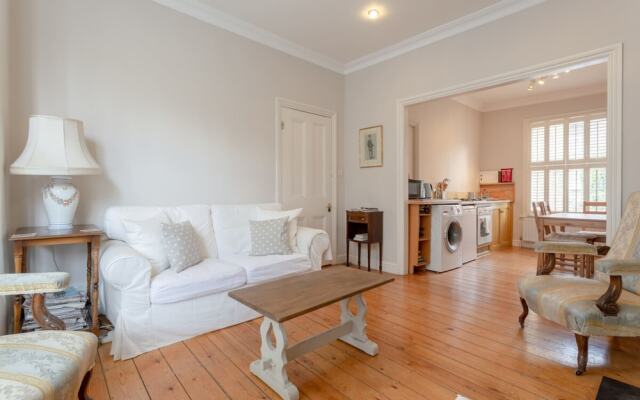 Charming Two Bedroom Home in West London