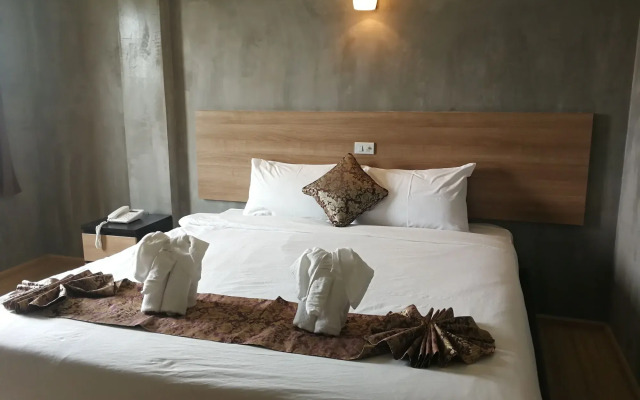 Narai Iyara Palace Lopburi