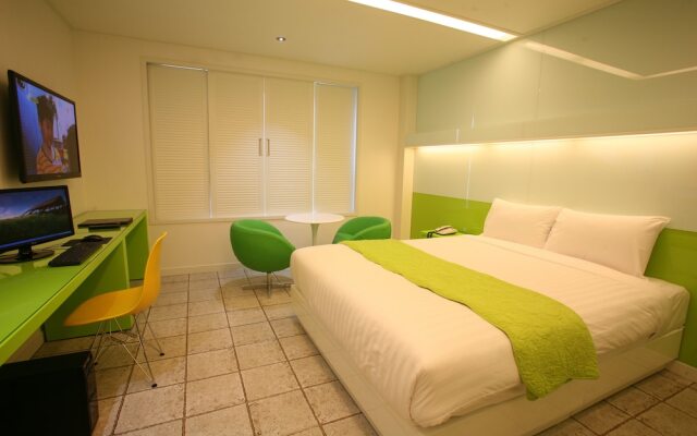 Zeumes Incheon Airport