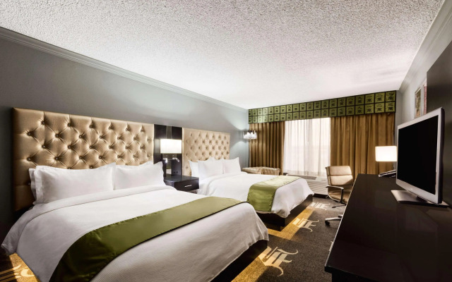 Holiday Inn Select North Dallas