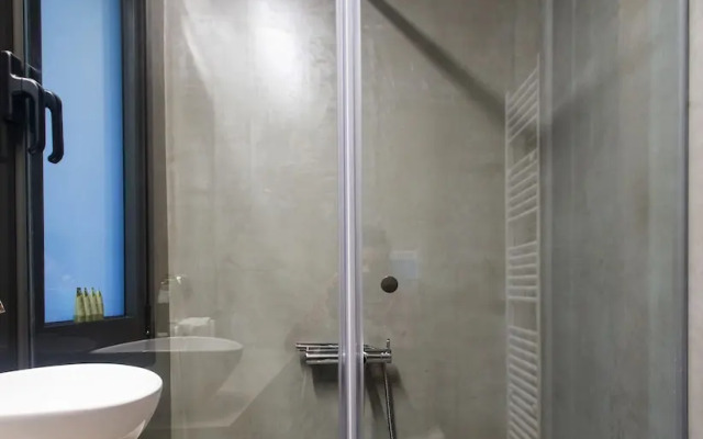 Urban Luxury homm Studio in Piraeus