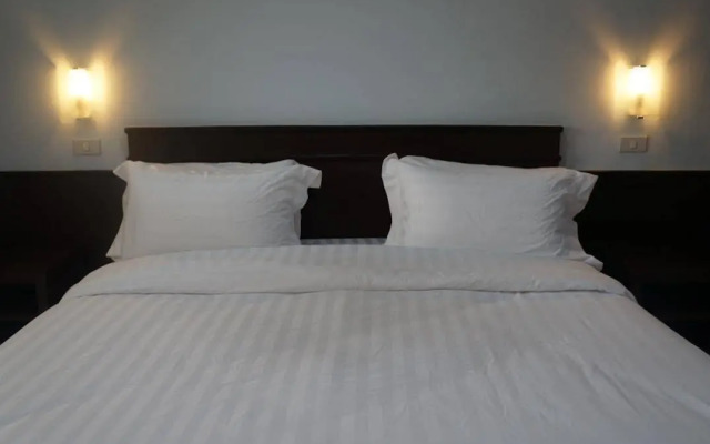 Prajak Inn