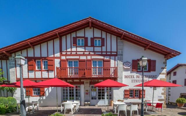Hôtel Ithurria - Les Collectionneurs