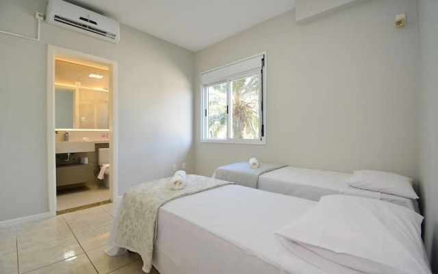 Elegante Casa com Piscina - João Paulo