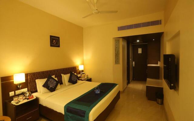 OYO Premium Near Trichy Railway Station