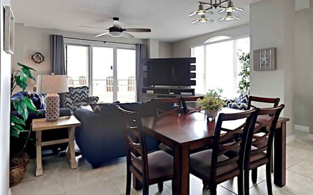 Beach Colony West  by SVR