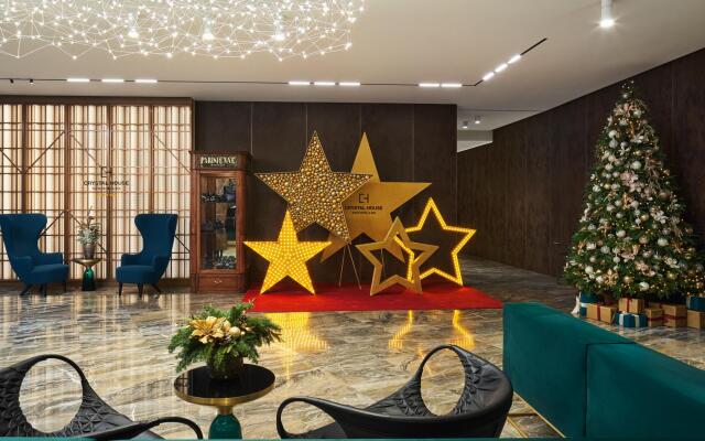 Crystal House Suite Hotel & SPA