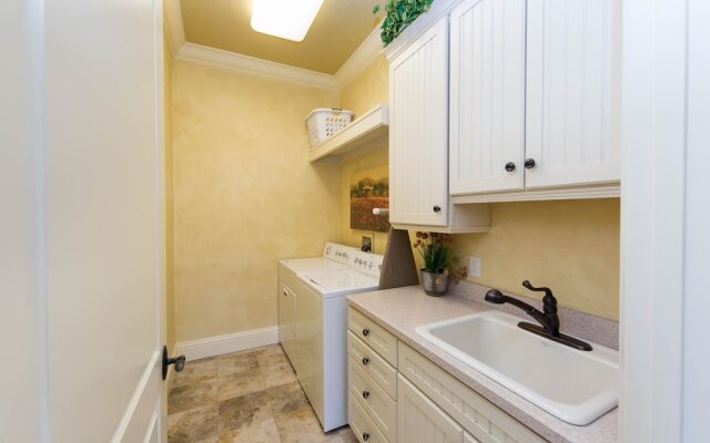 Rvh_376r Gathering Elegance 5 Bedroom Villa