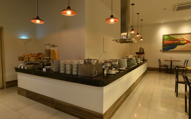 Torre De Cali Plaza Hotel
