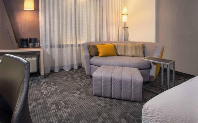 Courtyard by Marriott Somerset