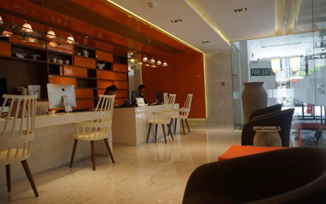 S Box Sukhumvit Hotel