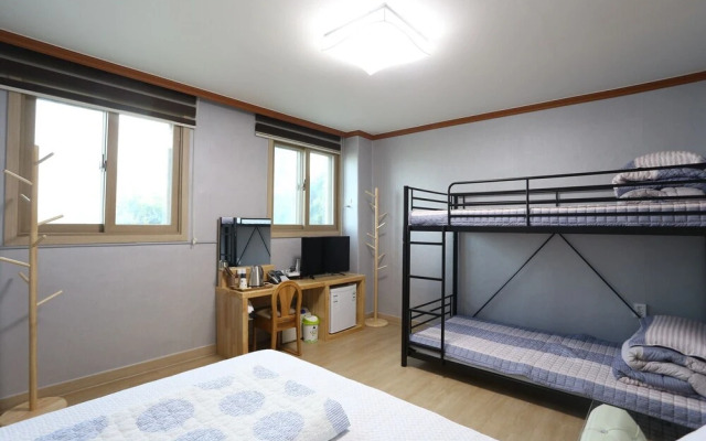 Oceanview Motel Sokcho