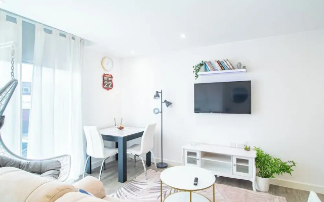 Perfectly Located Apartment - Sheffield City