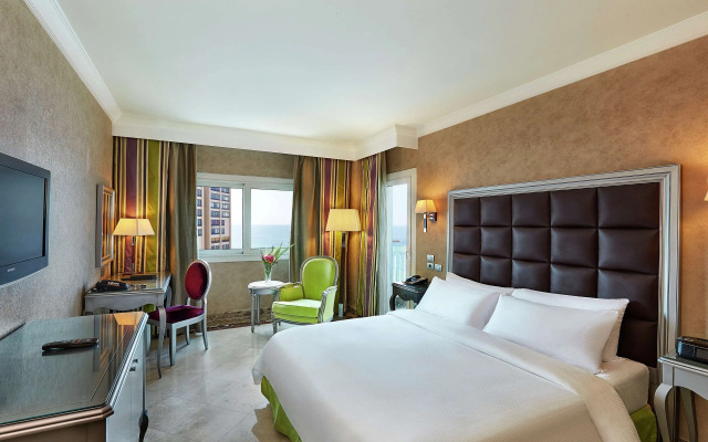 Hilton Alexandria Corniche