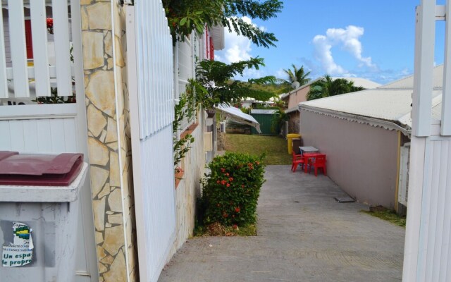 Apartment With 2 Bedrooms in Le Diamant, With Enclosed Garden and Wifi