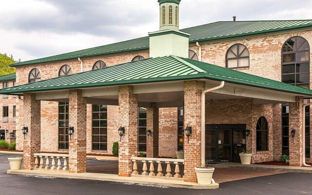 Comfort Suites Marietta - Parkersburg