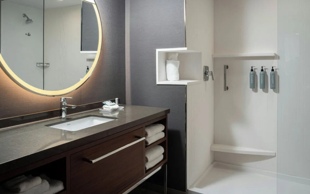 Courtyard by Marriott Cleveland TN