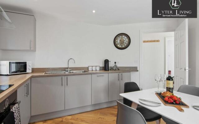 Lyter Living Serviced Accommodation Oxford Hawthorn With Parking