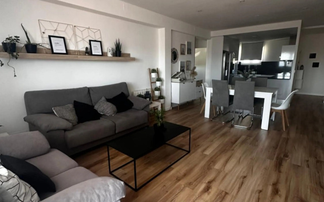 Apartamento con piscina en el centro de Sanxenxo