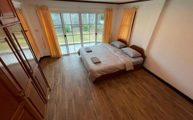 F16 Rock Garden Beach Resort Rayong