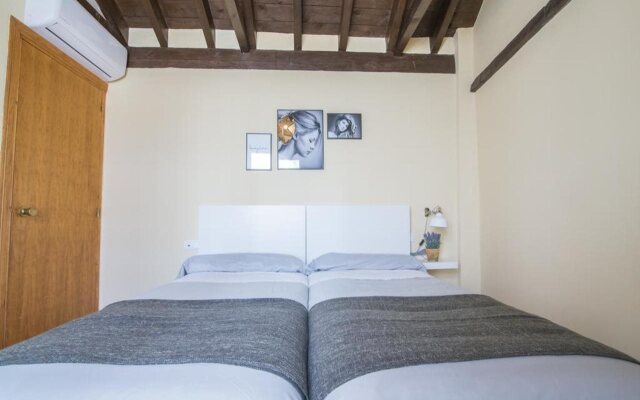 Apartamentos Nahira Suites 3000