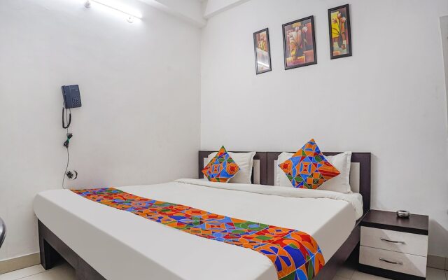 FabHotel The Vinayak