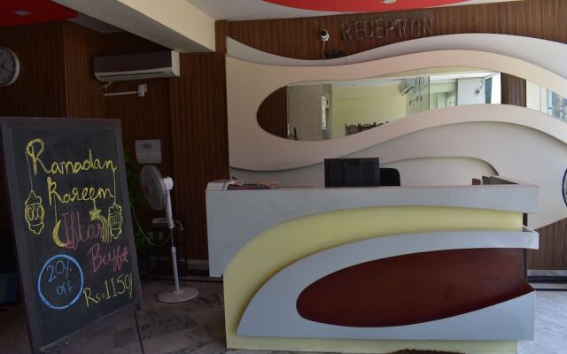 Divine Hotel