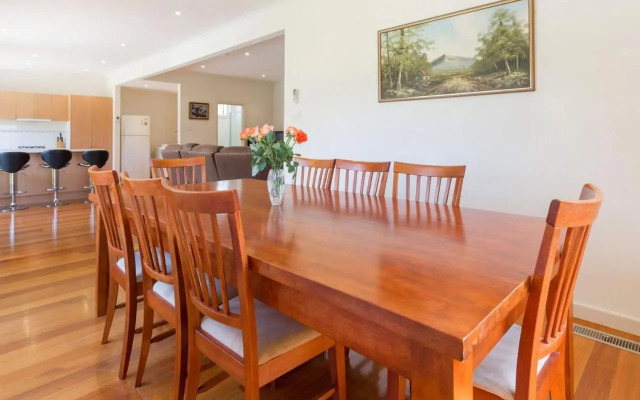 Renovated Beach Beauty - Rosebud