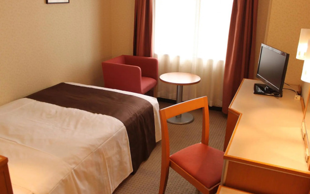 HOTEL LiVEMAX Yokohama Kannai