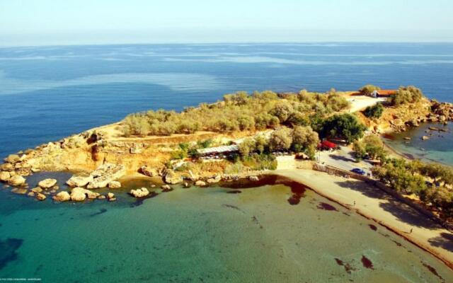 Peace, comfort and spectacular sea view,3