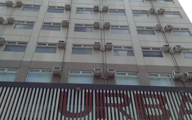 Urban Deca Tower @ Graceysplace Unit 5 Mandaluyong