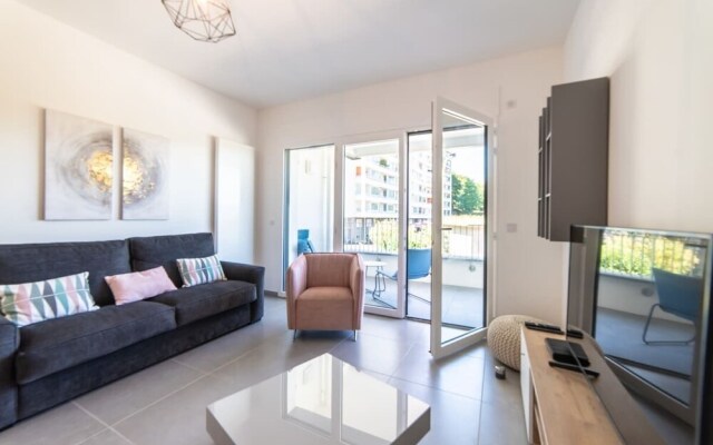 Marquisats Private Apartment 5min From the Lake