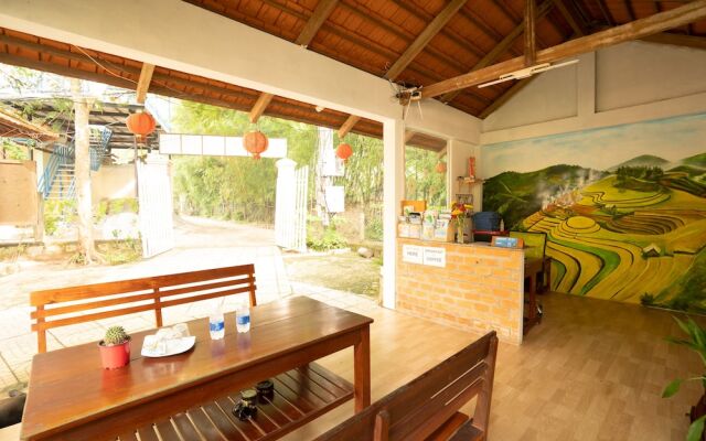 Huong Giang Bungalow