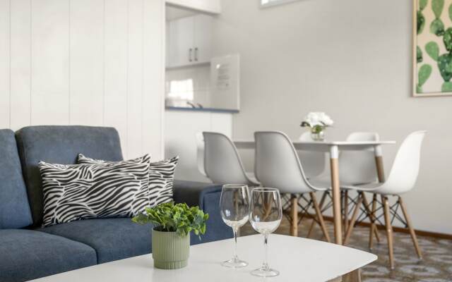 Nanas Beach House
