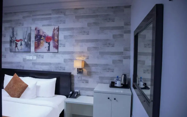 NewLand Hotels and Apartments