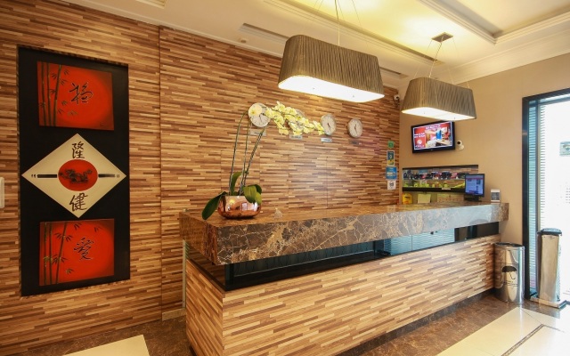 Glória Plaza Hotel