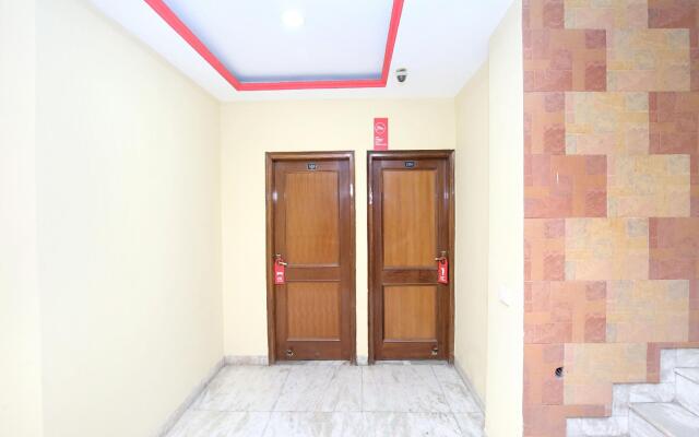 OYO 11377 Hotel Kings residency