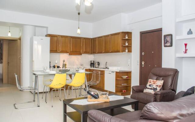 Nina's Villa, Cosy Seaview Retreat