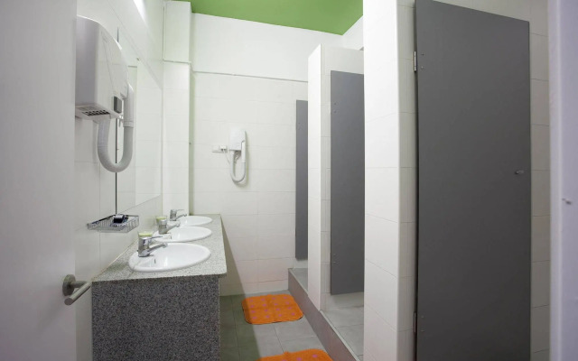 Sant Jordi Hostel Alberg
