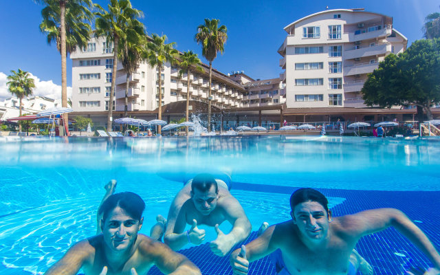 Lonicera Resort & Spa Hotel